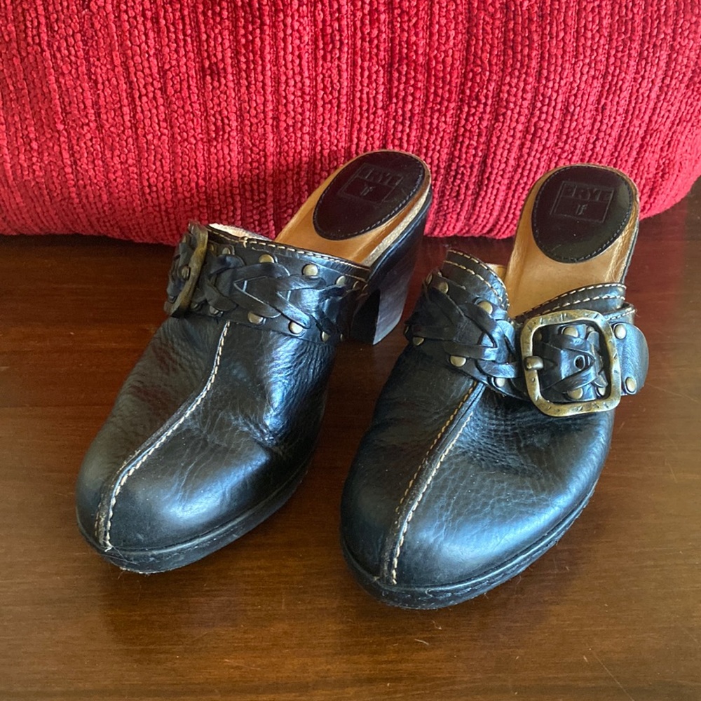 Frye | Slip on | Half Booties | Black